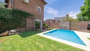 Venta Casa 5 Amb Don Torcuato Pileta Y Jardin