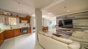 Venta Casa 5 Amb Don Torcuato Pileta Y Jardin
