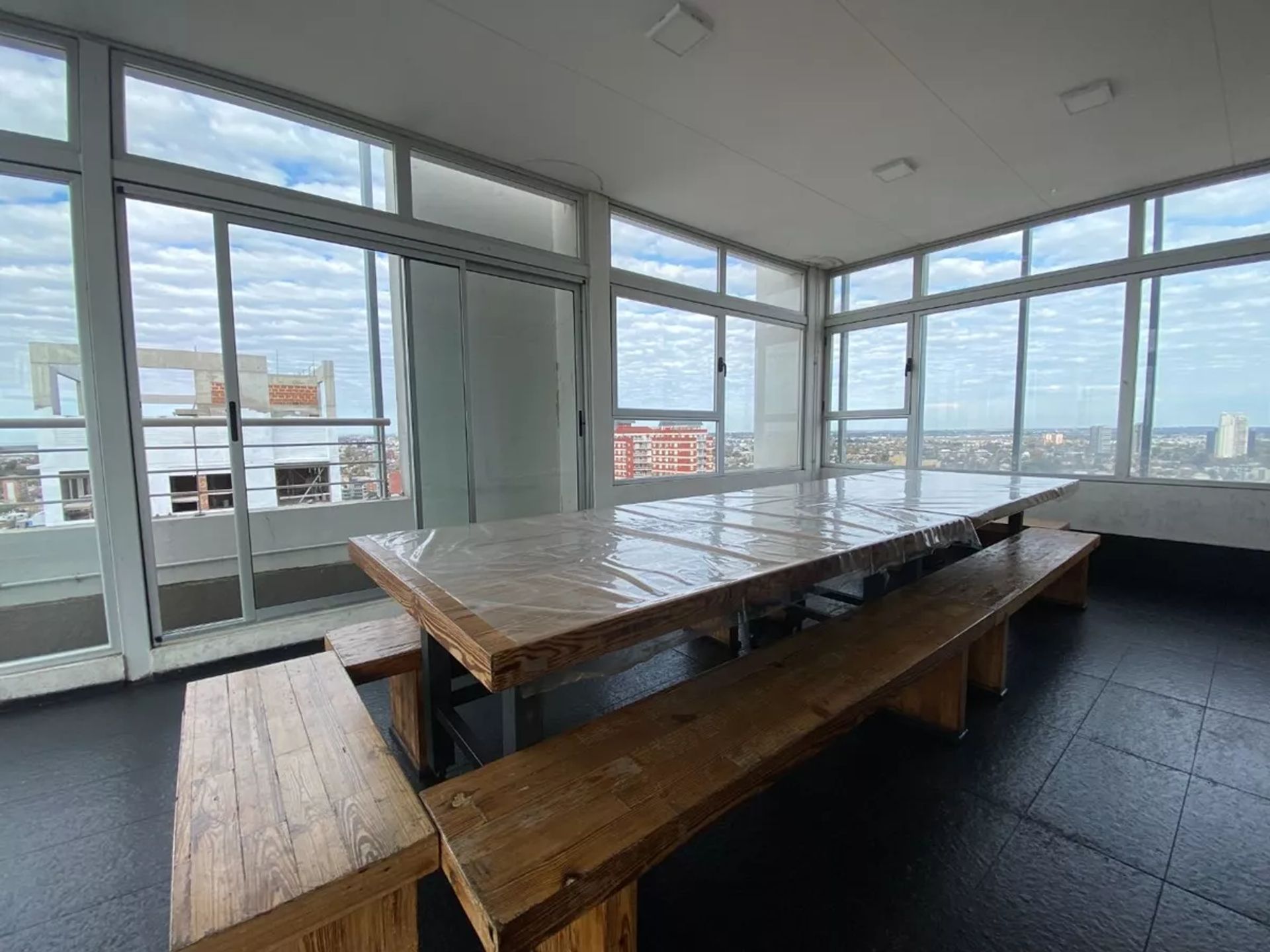 Venta Departamento Monoambiente Tigre Balcon