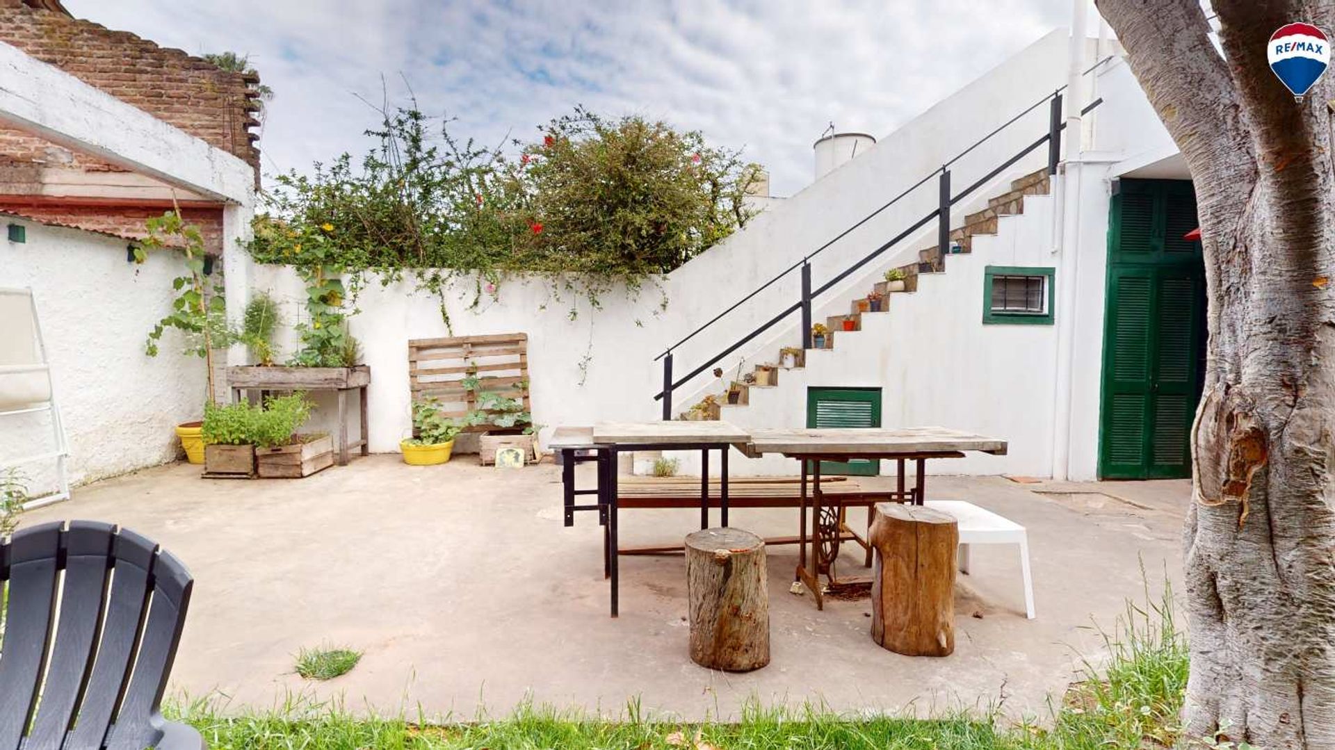 Venta Casa 3 Ambientes Martinez Fondo Y Terraza