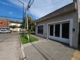 House for Sale: 3 Rooms, Martinez & Apartment: 2 Rooms