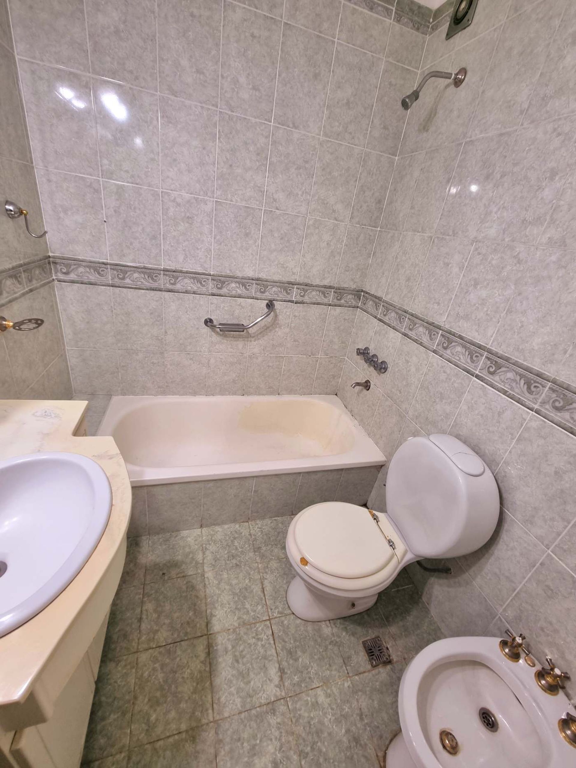 Venta Departamento 4 Amb Martinez Balcon Cochera