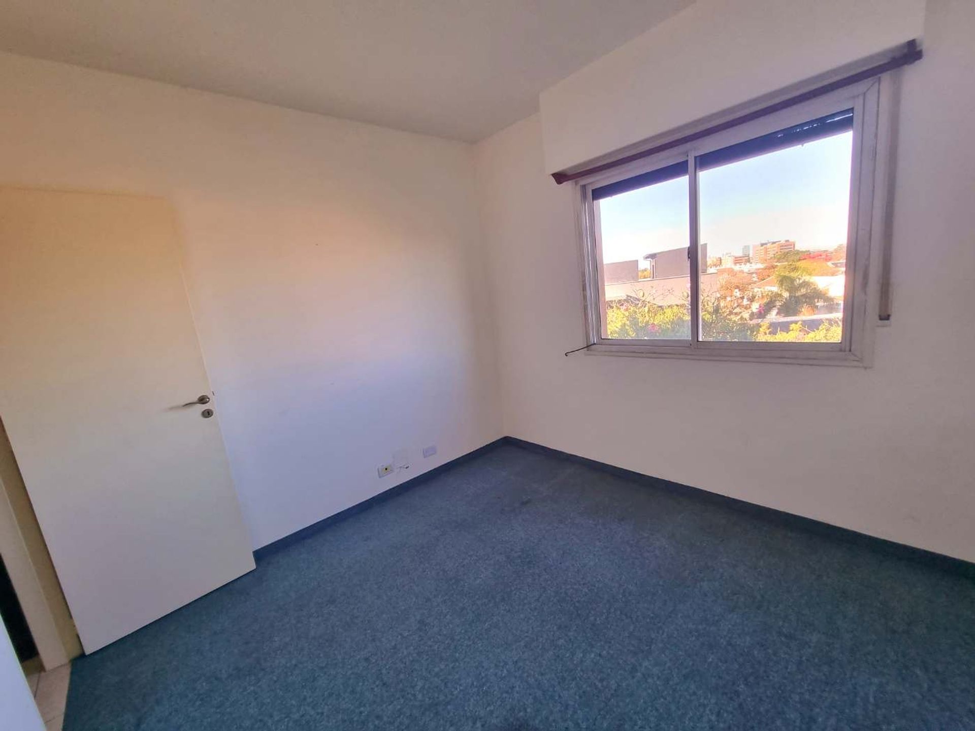 Venta Departamento 4 Amb Martinez Balcon Cochera