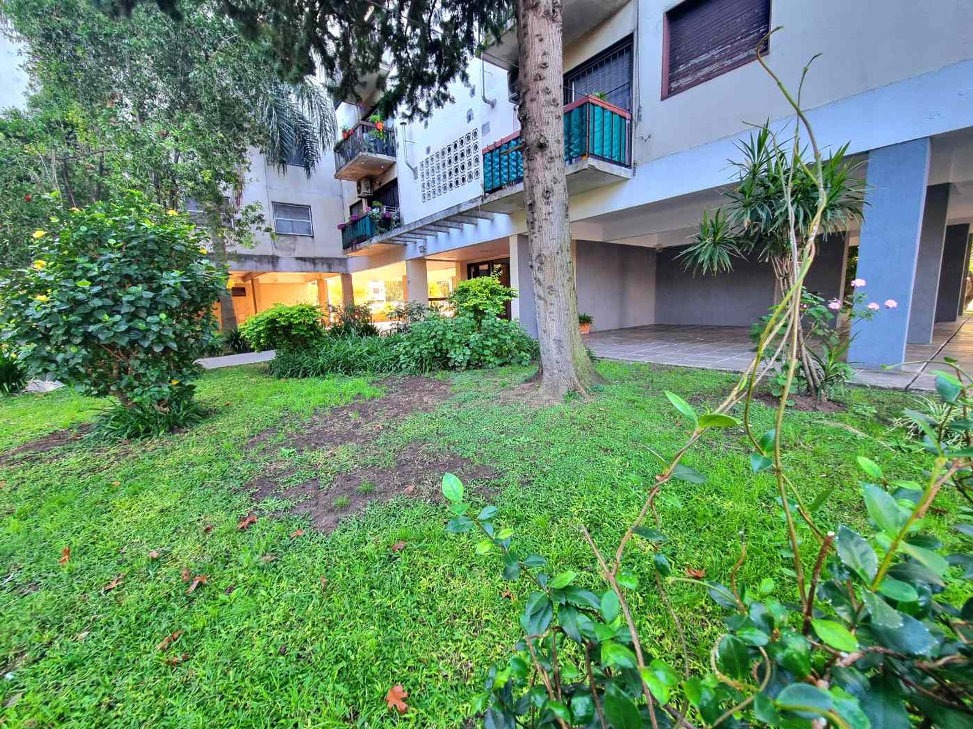 Venta Departamento 4 Amb Martinez Balcon Cochera