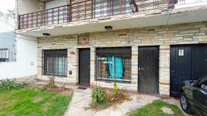 3-Room House for Sale Don Torcuato and Apartment