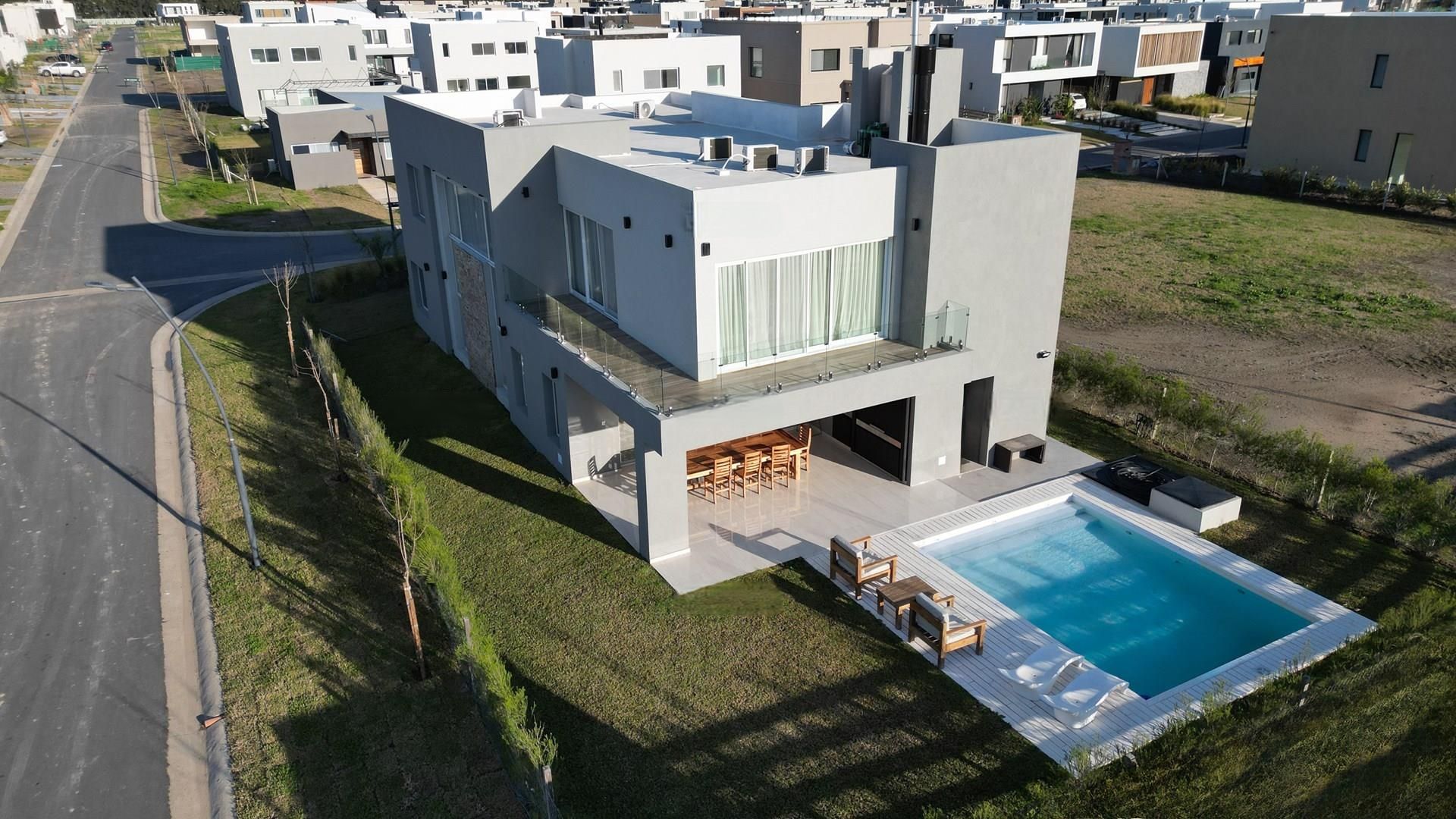 Casa Venta Nordelta Barrio Carpinchos Con Pileta