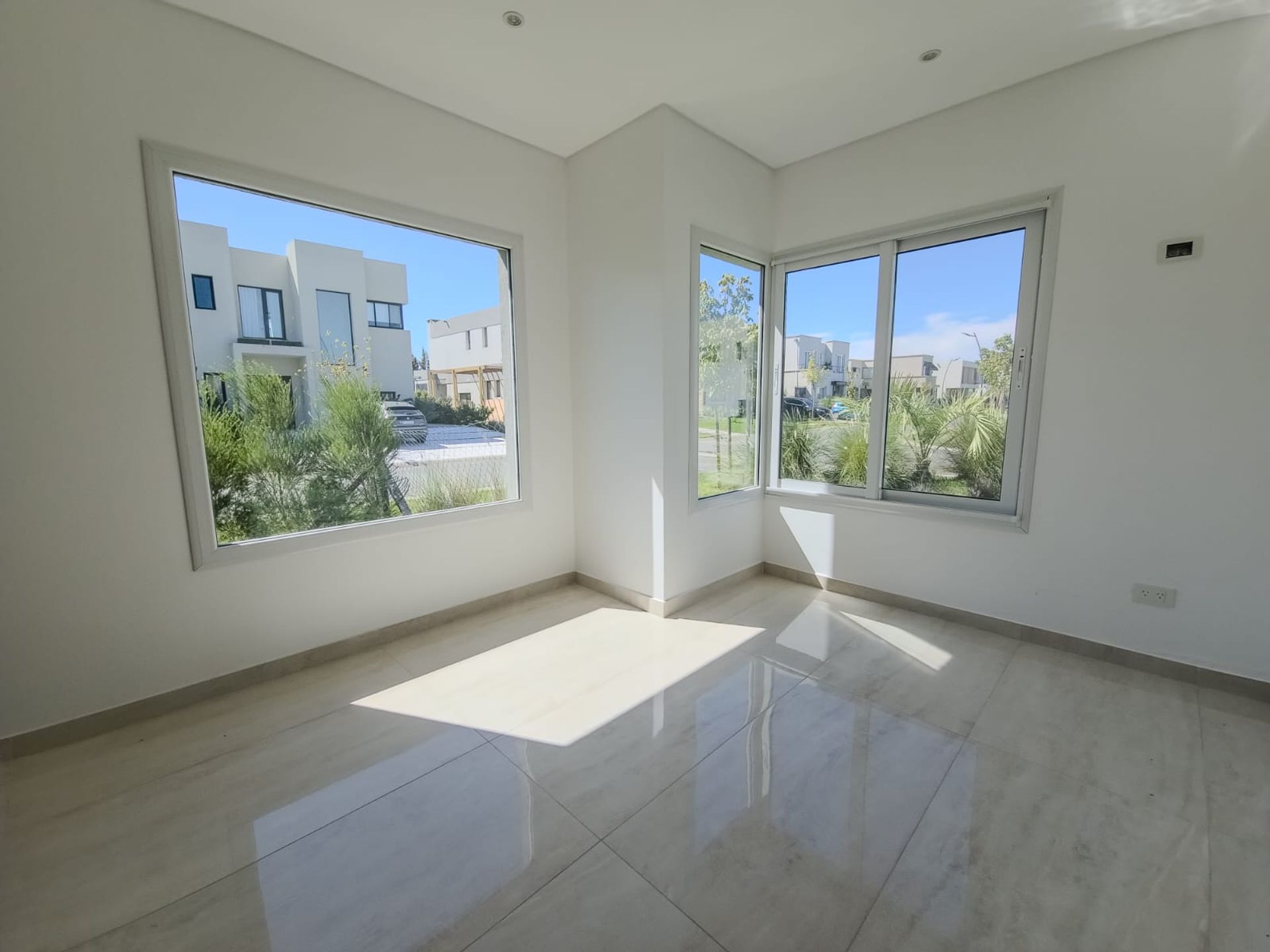 Casa Venta Nordelta Barrio Carpinchos Con Pileta
