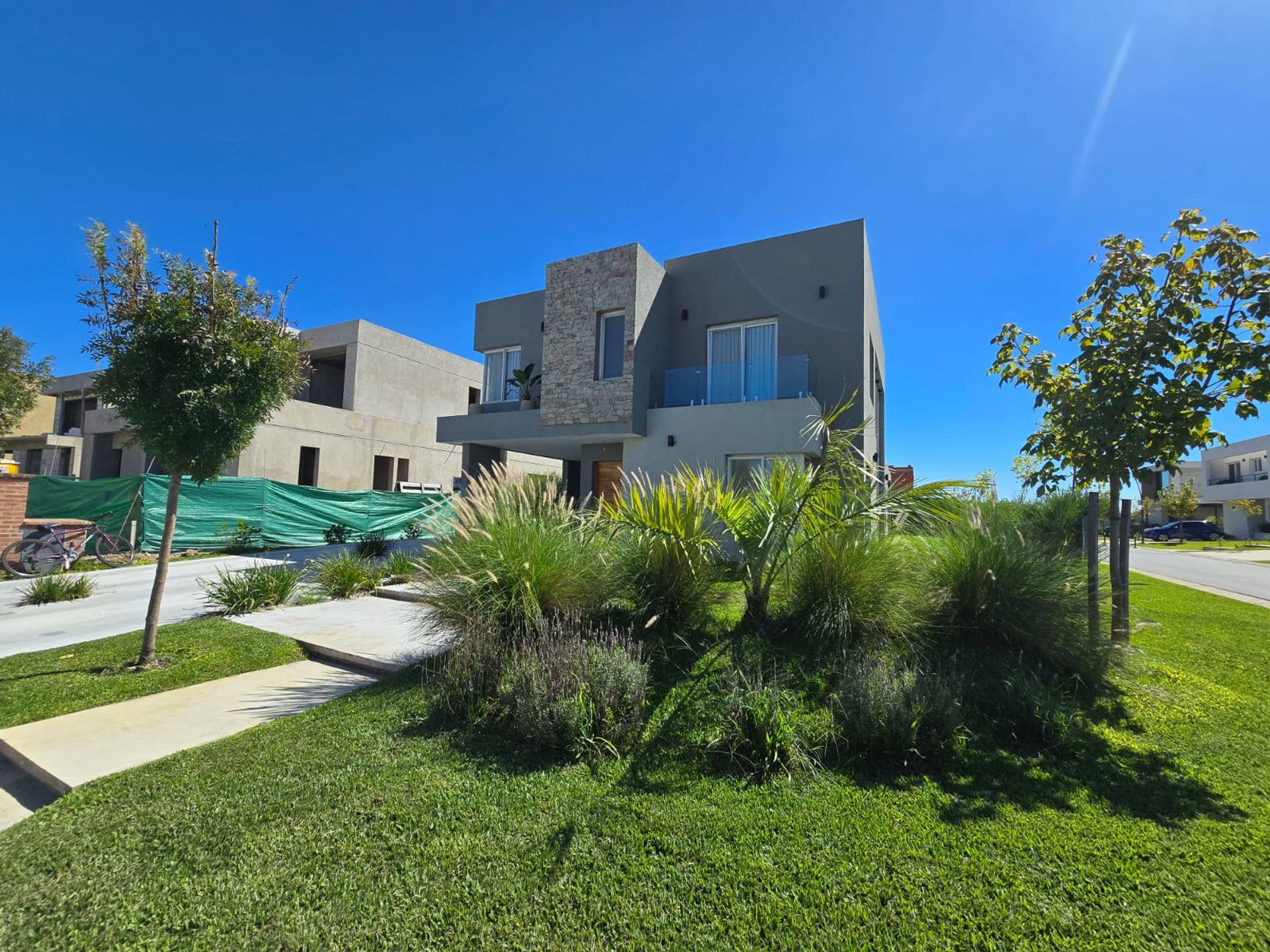 Casa Venta Nordelta Barrio Carpinchos Con Pileta