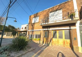 Venta Casa Cuatro Ambientes San Isidro A Moderniza