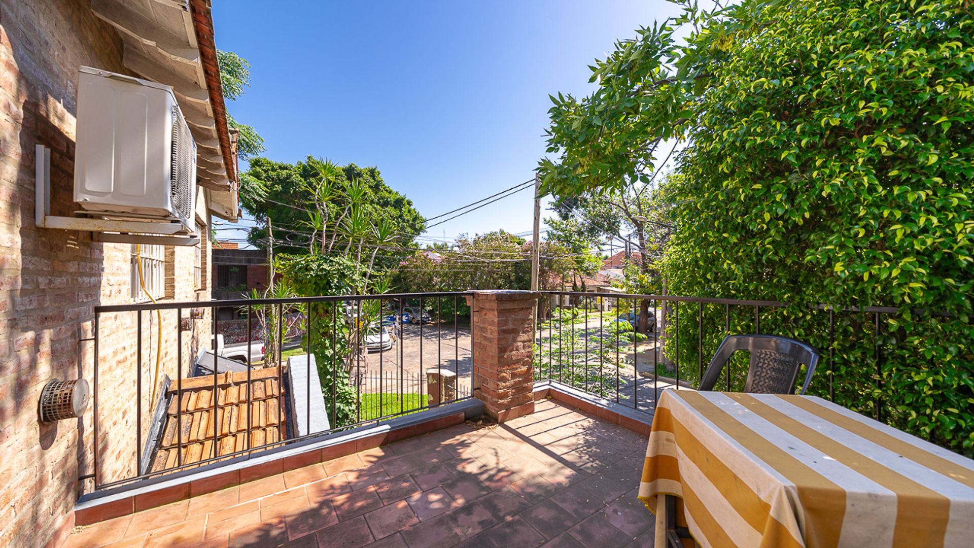 Venta Casa 4 Ambientes A Modernizar Martinez
