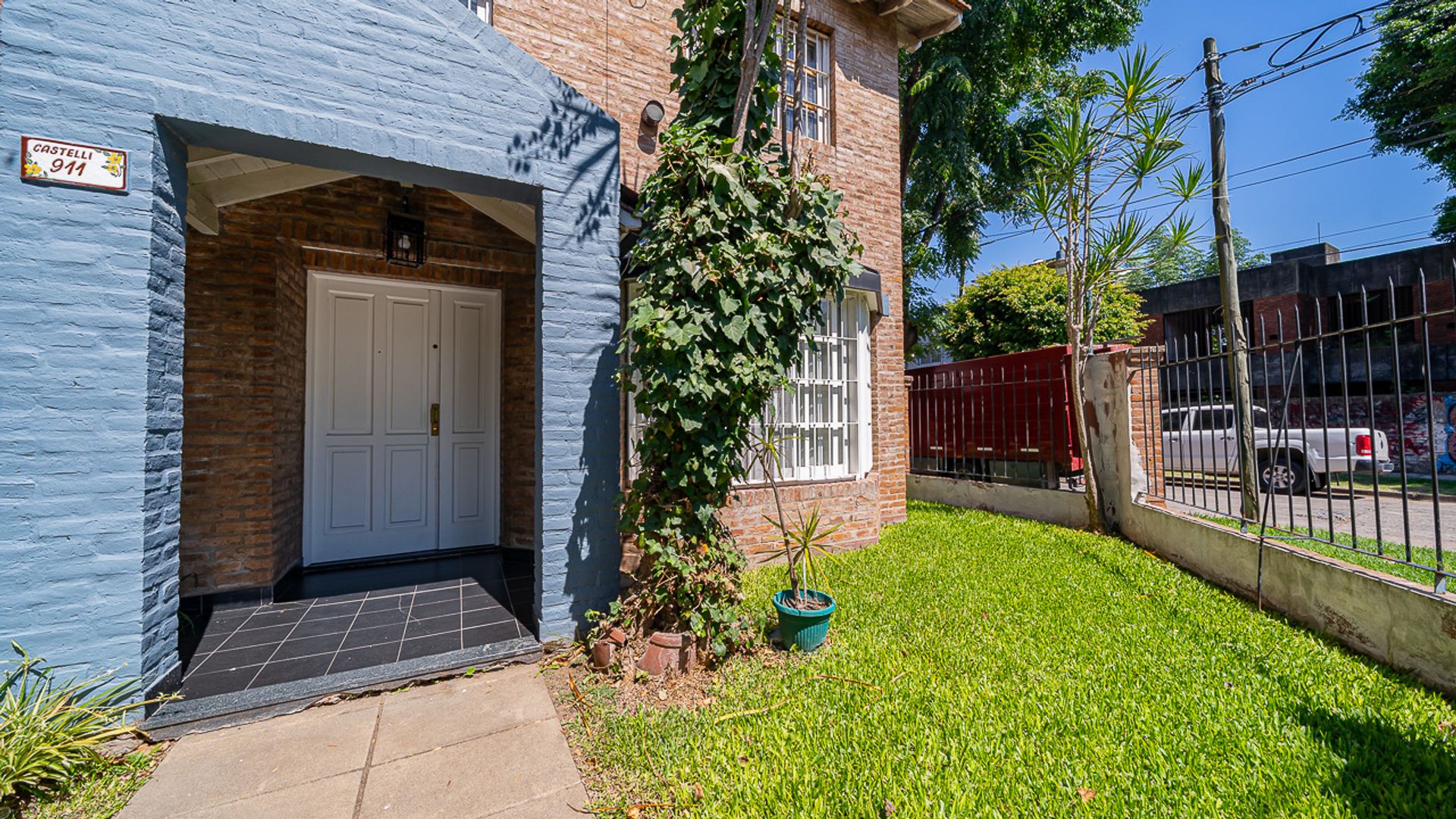 Venta Casa 4 Ambientes A Modernizar Martinez