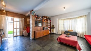 Venta Casa 4 Ambientes A Modernizar Martinez