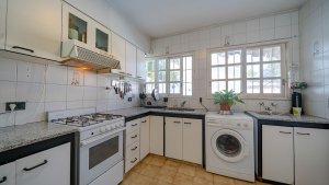 Venta Casa 4 Ambientes A Modernizar Martinez