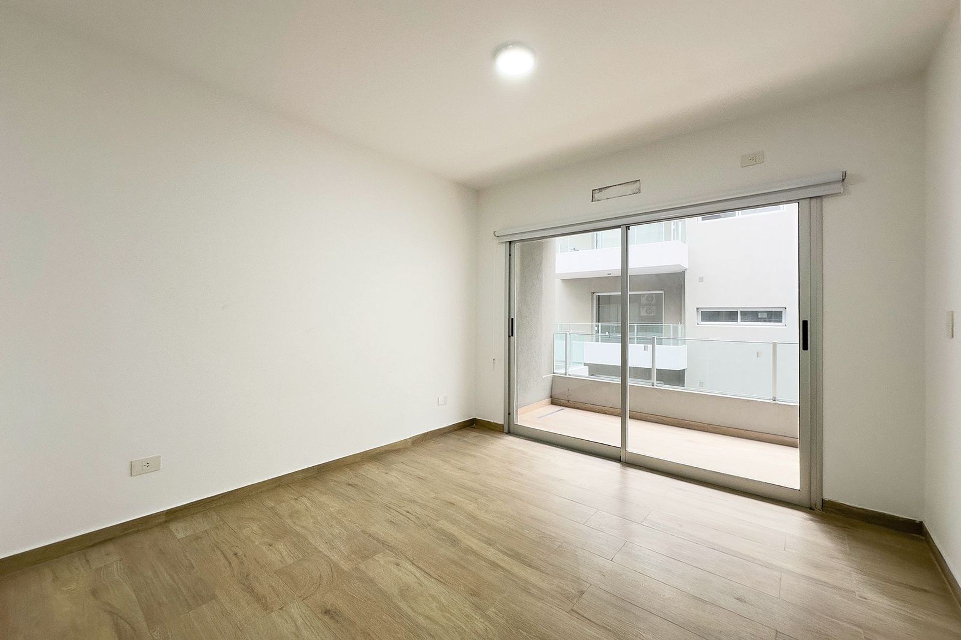 Venta Departamento 2 Amb Balcon Coch Punta Chica