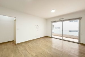 Apartment for Sale: 2 Rooms, Balcony, Coch, Punta Chica
