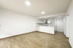 Apartment for Sale: 2 Rooms, Balcony, Coch, Punta Chica
