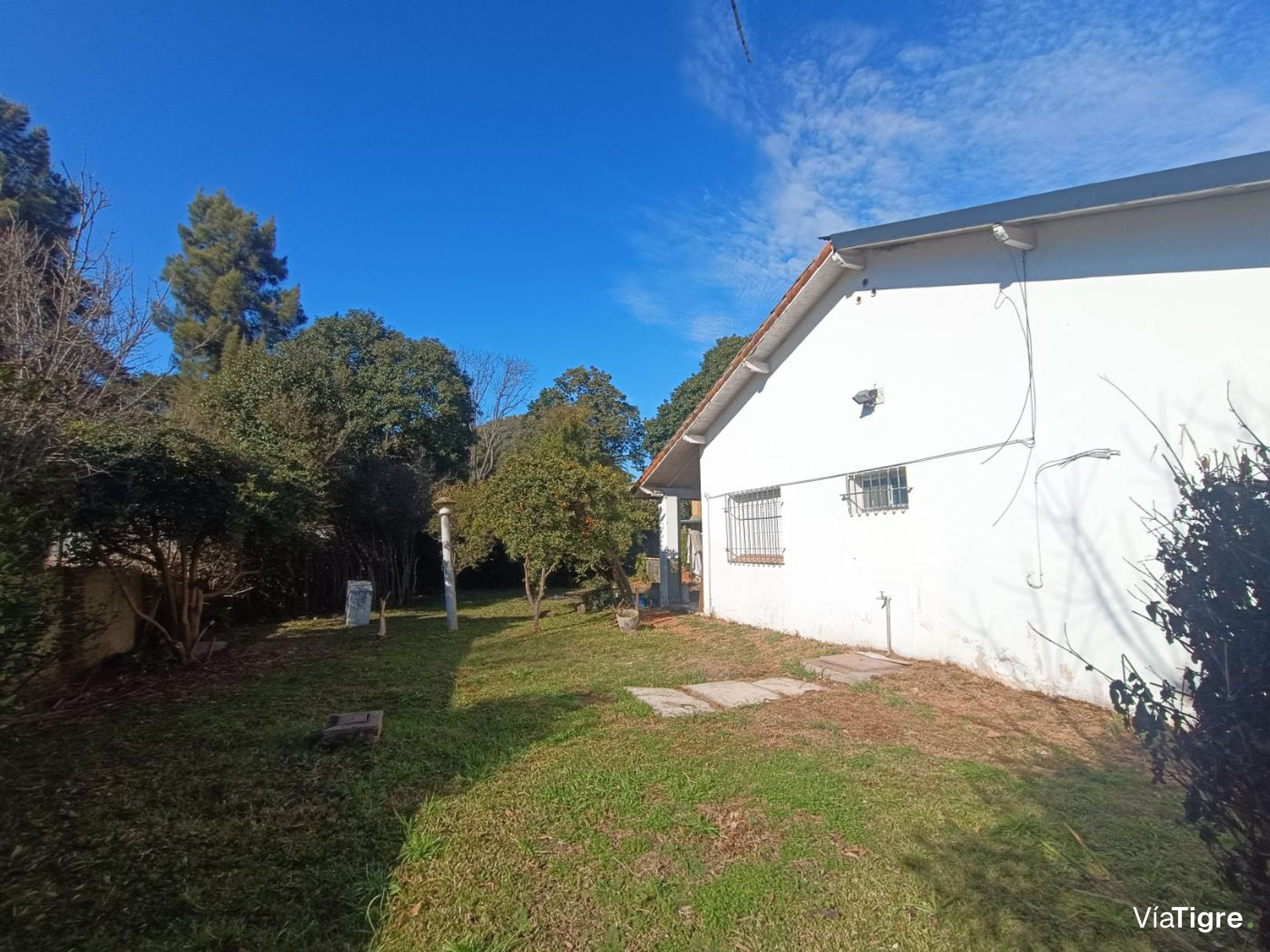 Casa Multifamiliar Venta Benavidez Quincho Garage