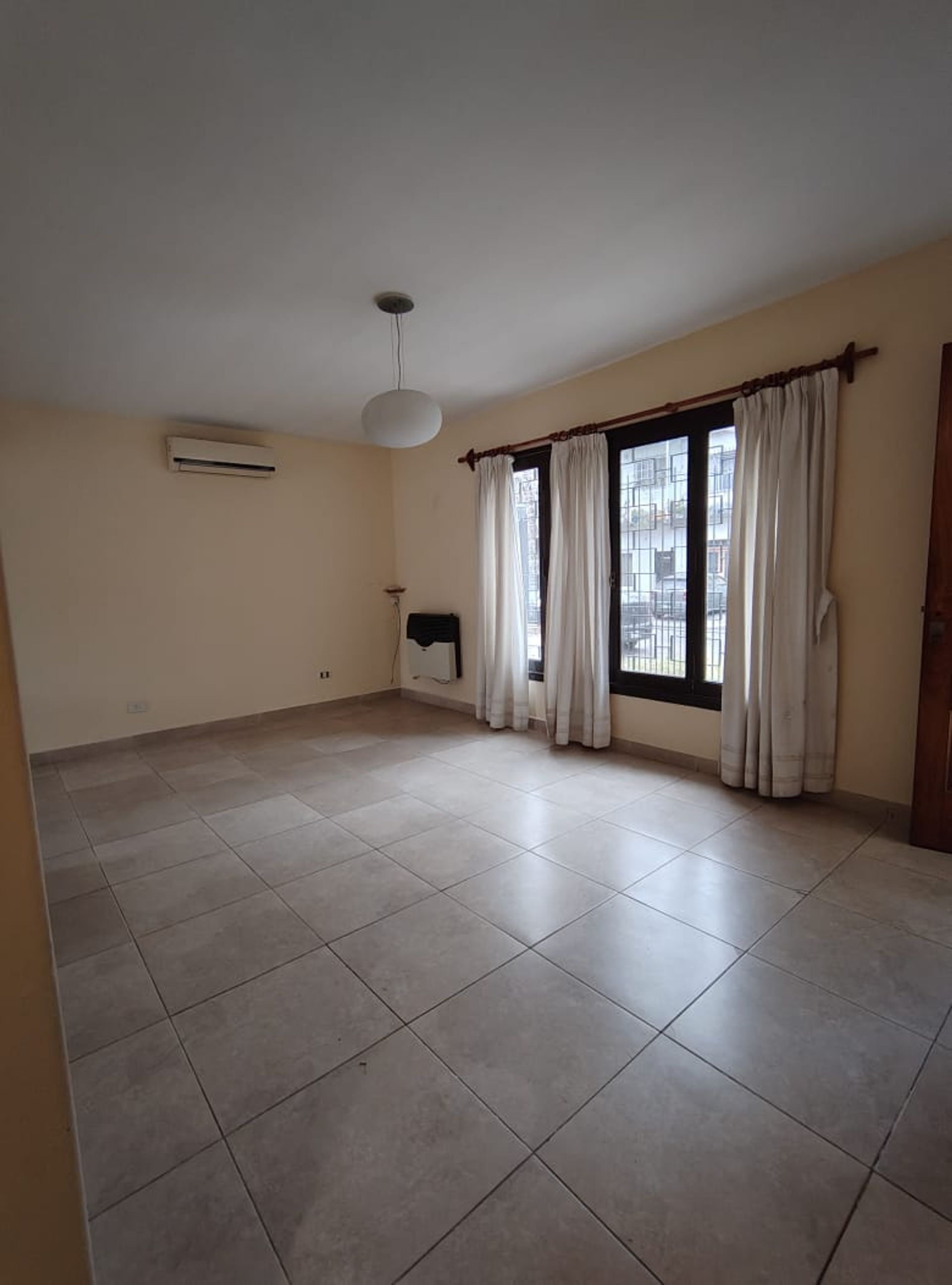 Casa En Venta , Zona Residencial Don Torcuato