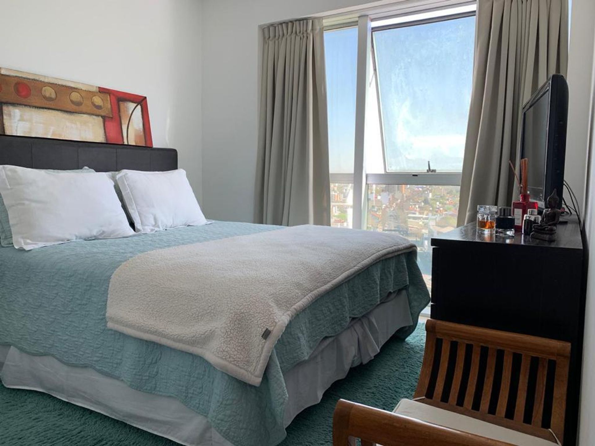 Venta Departamento 3 Amb, Piso Alto Al Rio, 2 Coch