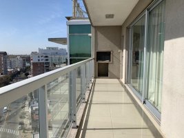 3-Room Apartment for Sale, Upper Floor by River, 2 Parking Spaces