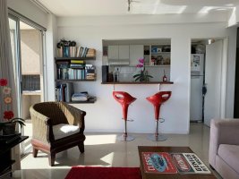 3-Room Apartment for Sale, Upper Floor by River, 2 Parking Spaces