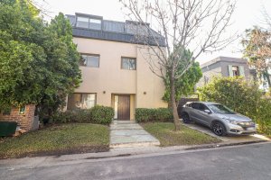 Casa Venta 5 Dormitorios "El Jacaranda" Tigre