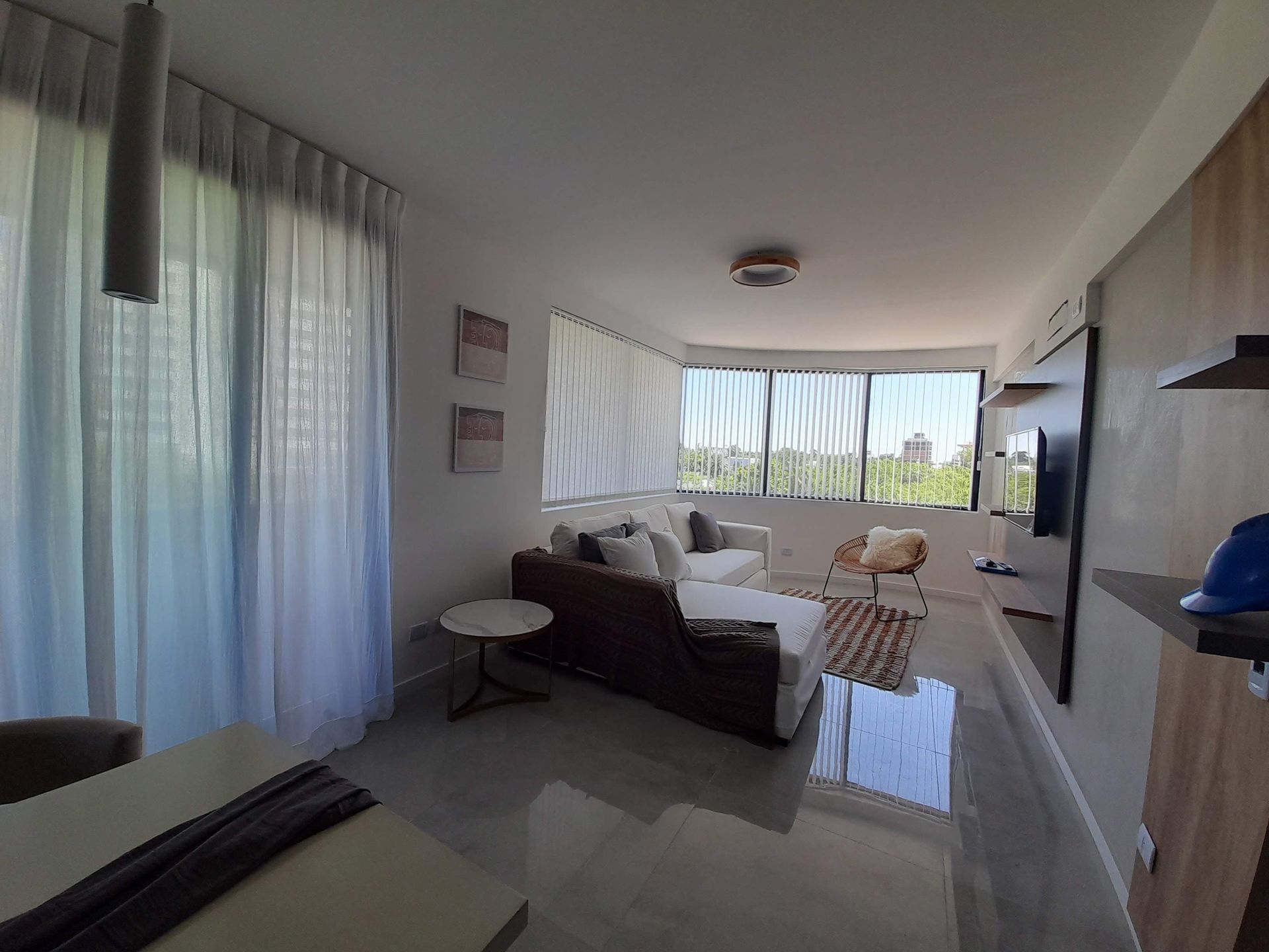 Vende tres amb en Brickell Boulevar Tigre Piso 12