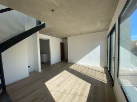Apartment 2 Rooms for Sale, Victoria, Own Terrace