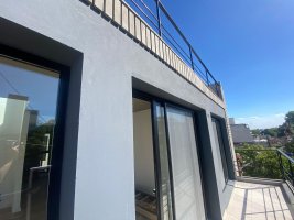 Apartment 2 Rooms for Sale, Victoria, Own Terrace