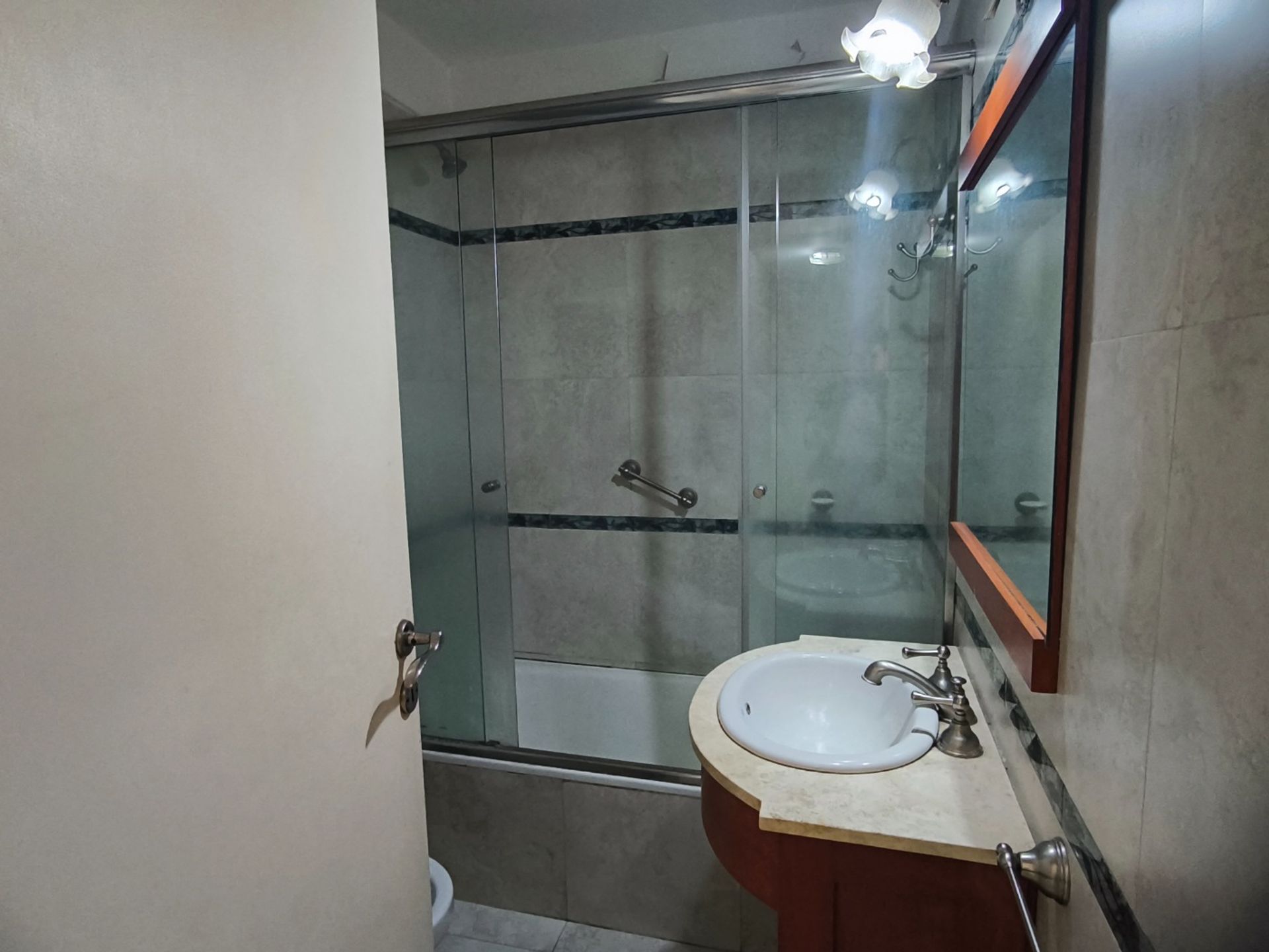 Depto en venta 3 amb balcón y patio San Fernando