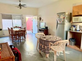 PH 4-room Apartment for Sale in Martínez with Garden