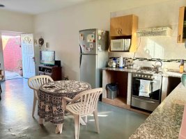 PH 4-room Apartment for Sale in Martínez with Garden