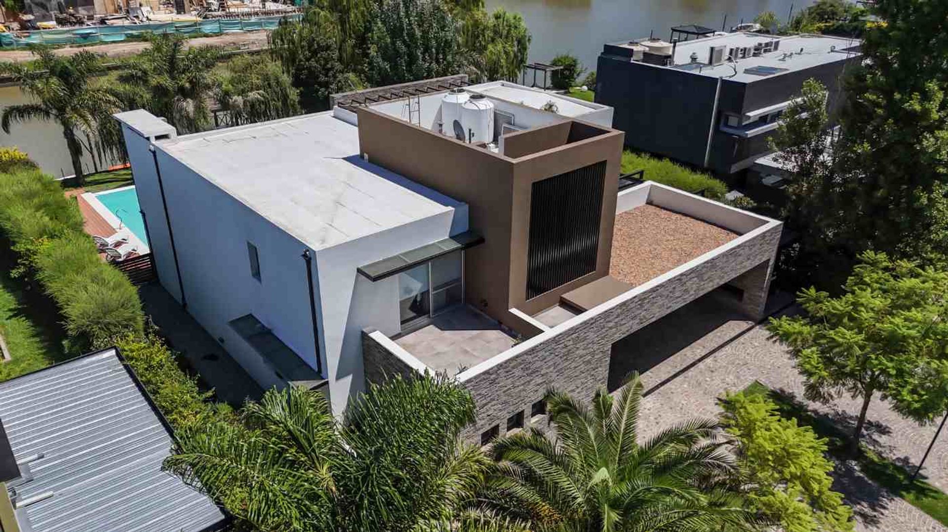Venta Casa Al Rio San Benito - Impecable Estado