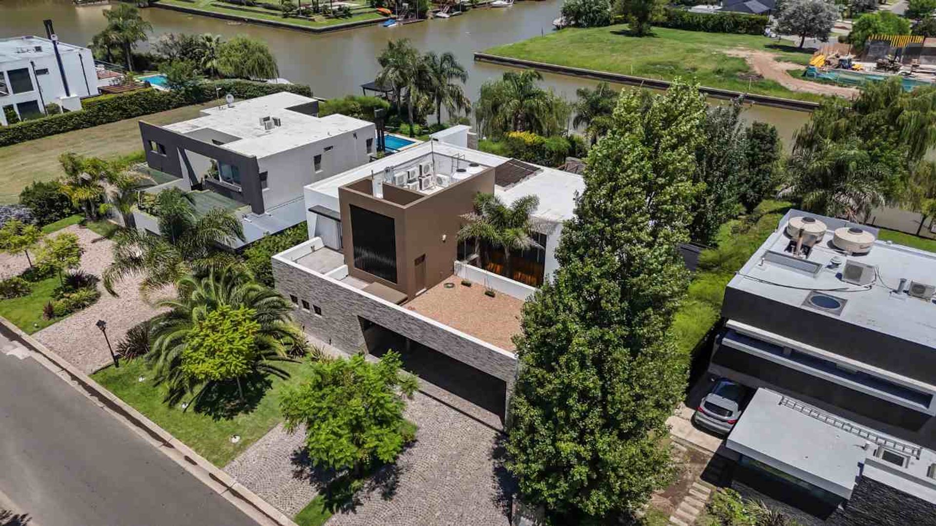 Venta Casa Al Rio San Benito - Impecable Estado