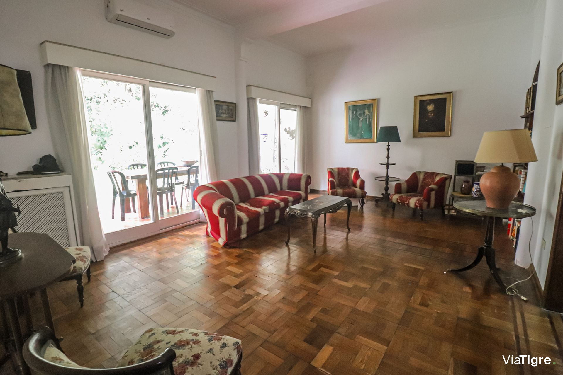Casa en VENTA 6 amb. con Jardín - Vicente Lopéz