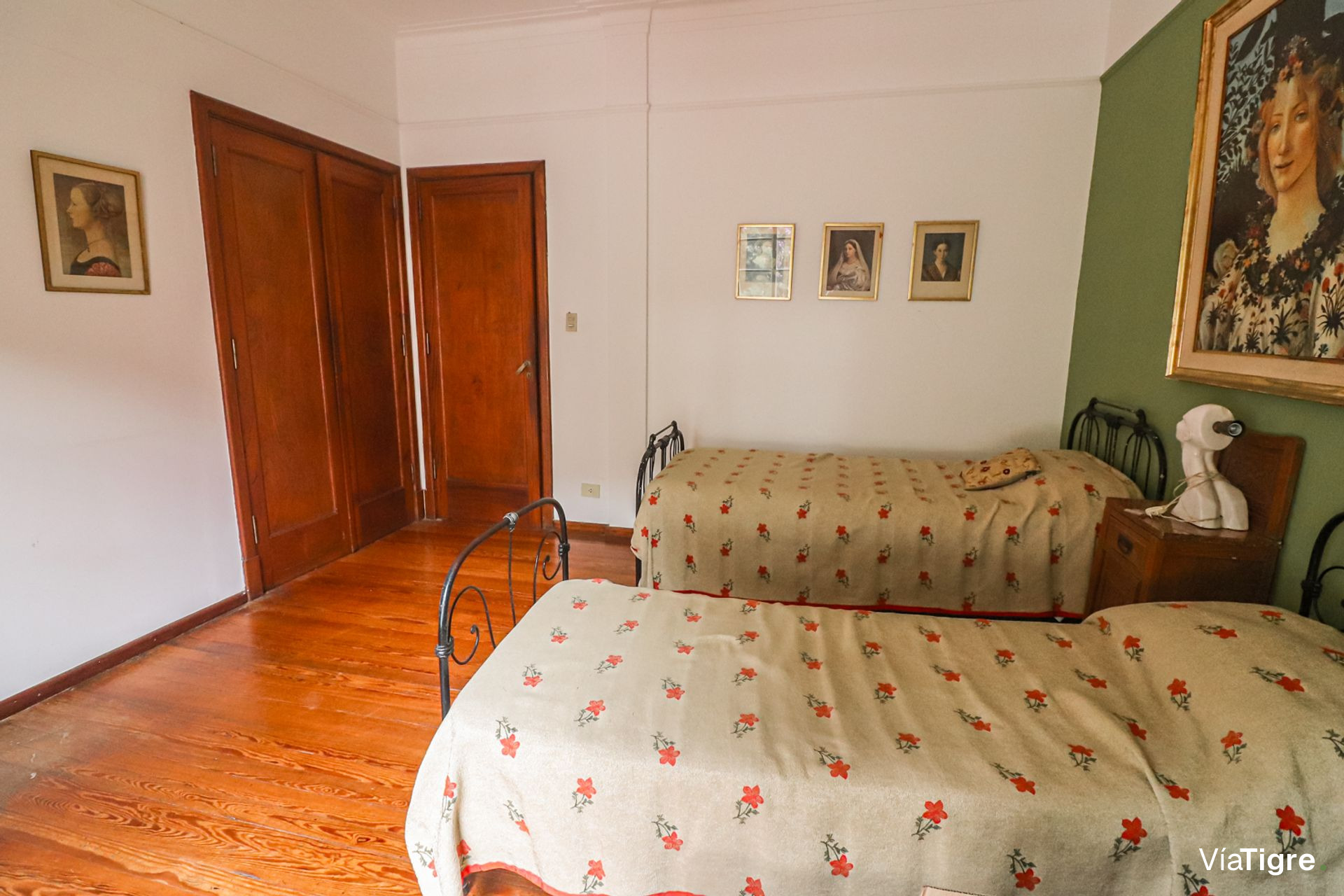 Casa en VENTA 6 amb. con Jardín - Vicente Lopéz