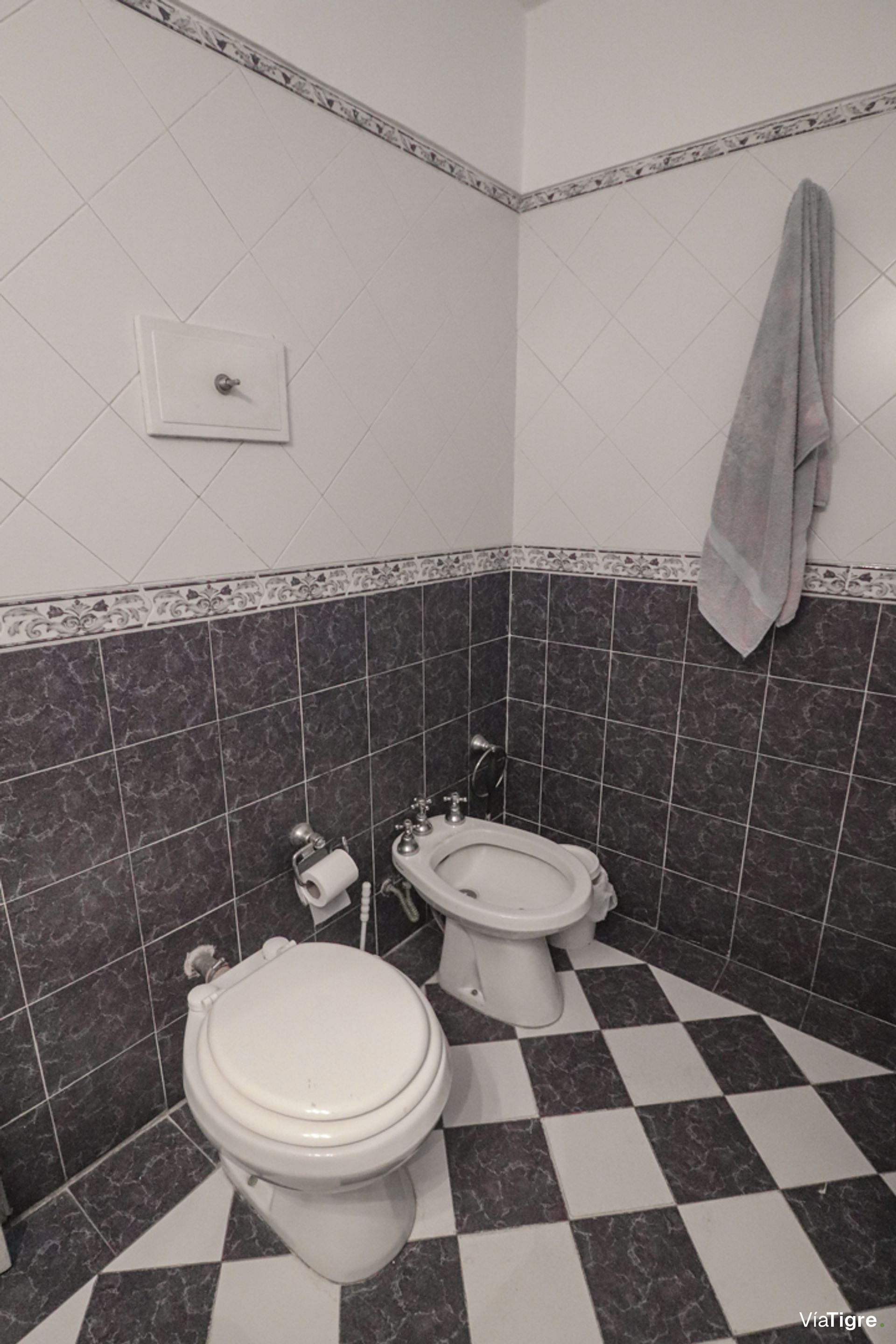 Casa en VENTA 6 amb. con Jardín - Vicente Lopéz