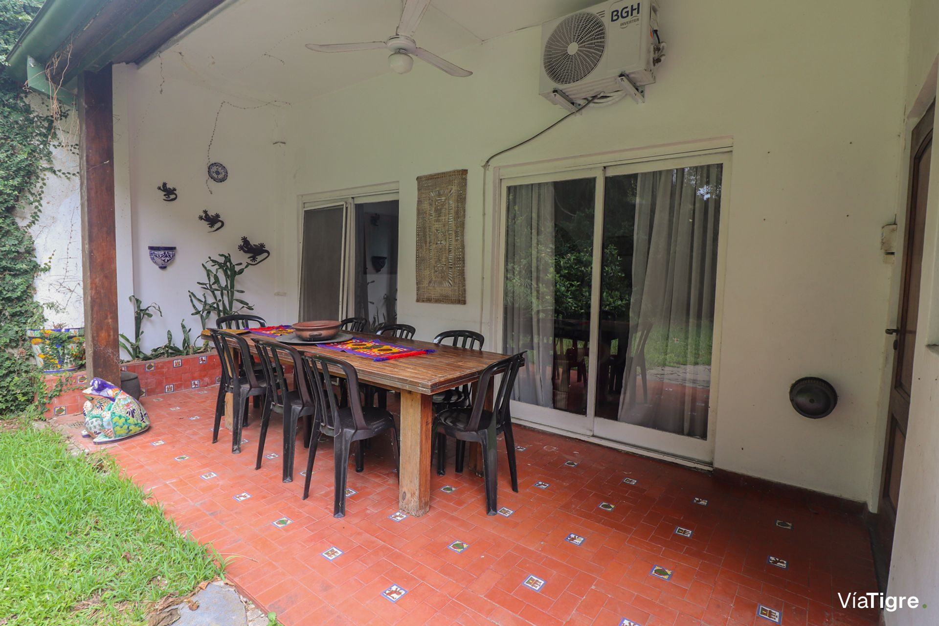 Casa en VENTA 6 amb. con Jardín - Vicente Lopéz