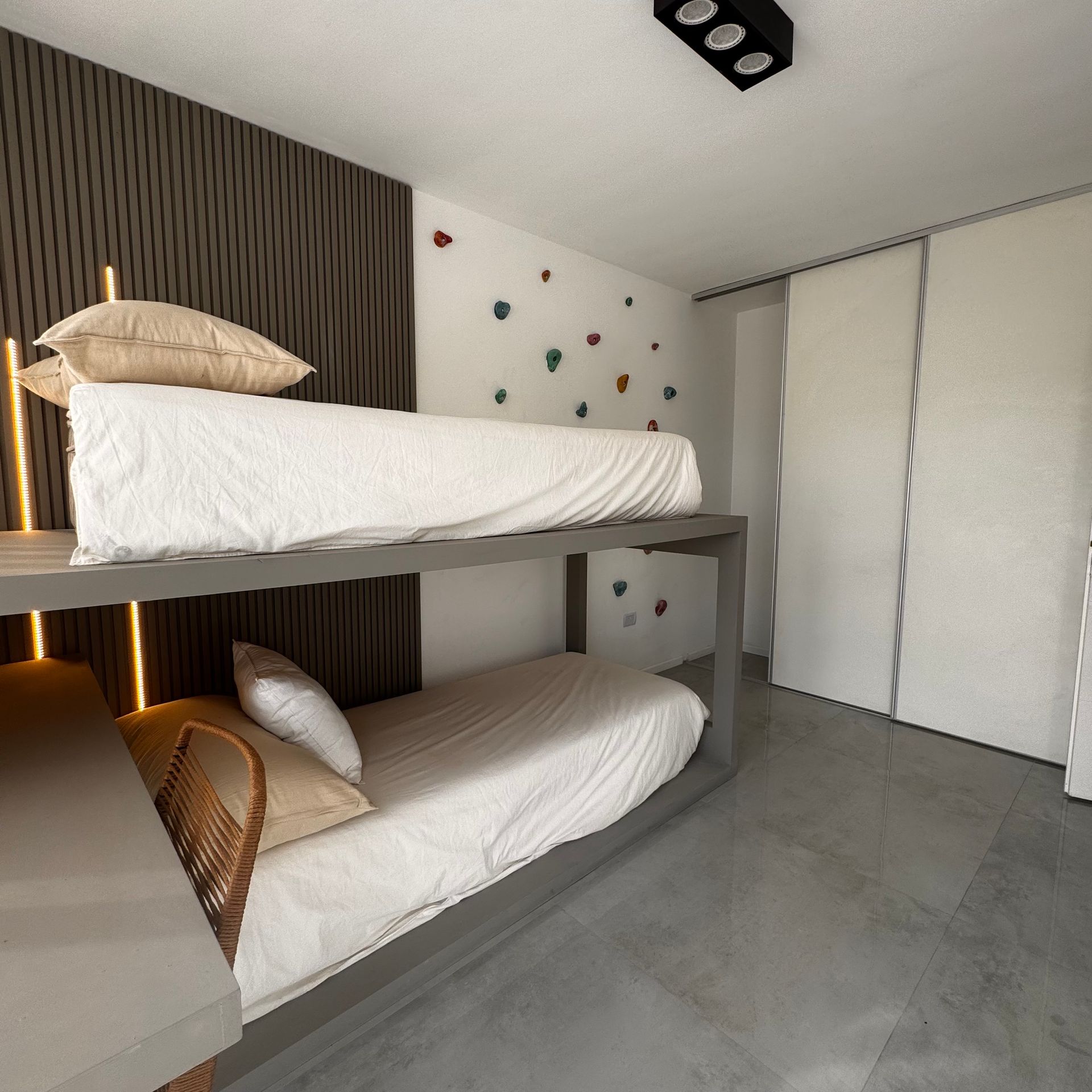 Vende triplex 4 amb cochera terraza parrilla Tigre