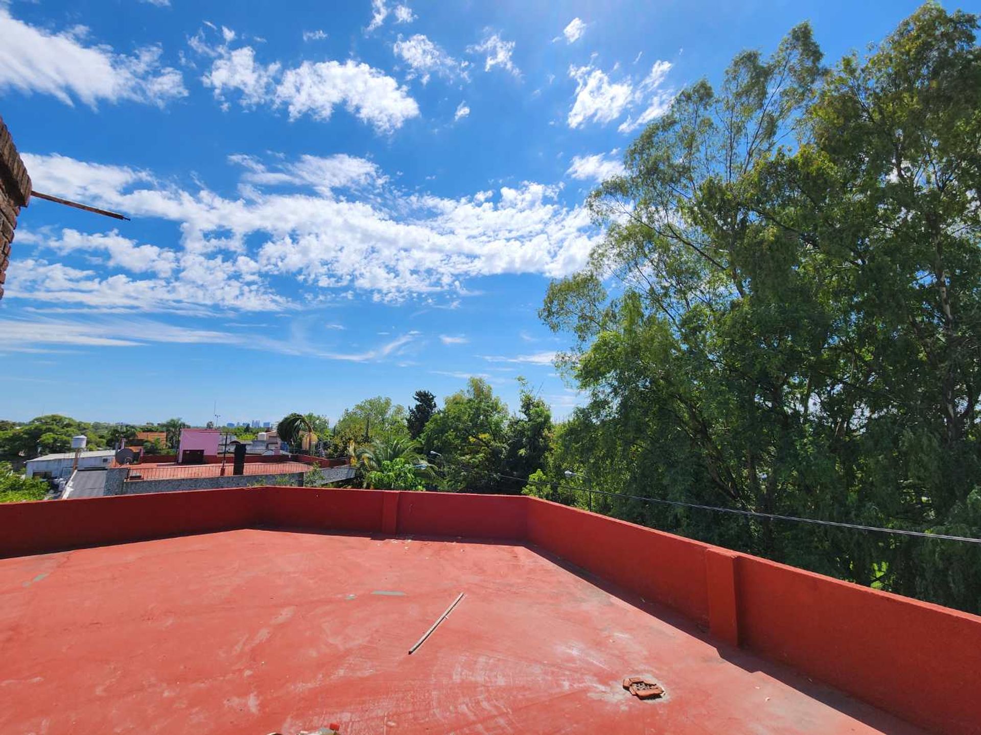 Venta Casa En Esquina Con Terraza