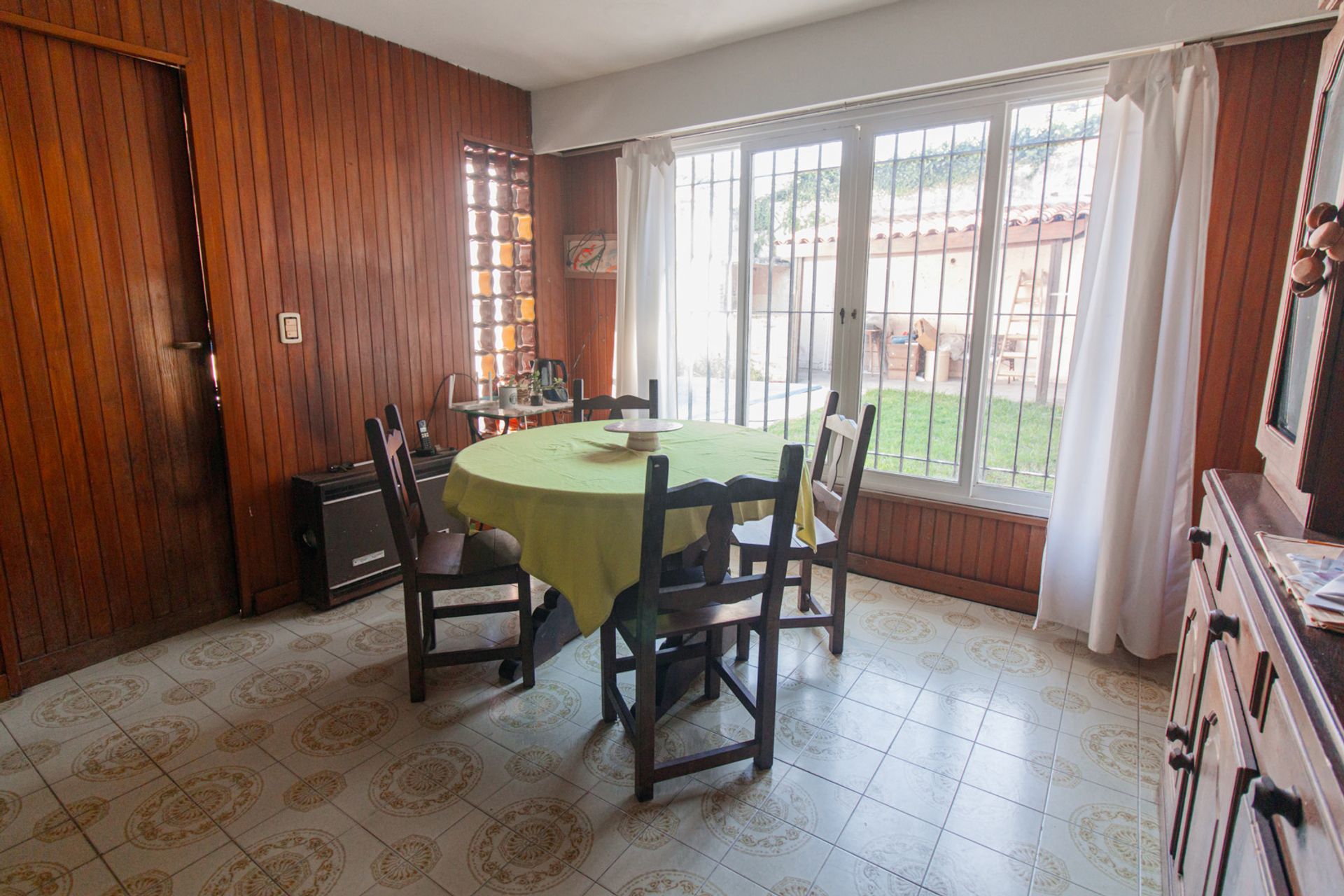 Casa En Venta En Martinez C/Pileta Sobre Lote Prop