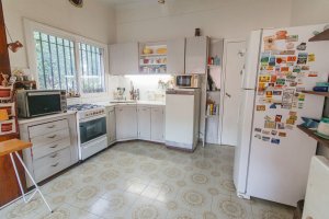 House for Sale in Martinez, Pileta St., Own Lot