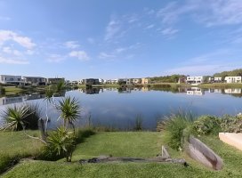 House for Sale Santa Ana Neighborhood, La Laguna