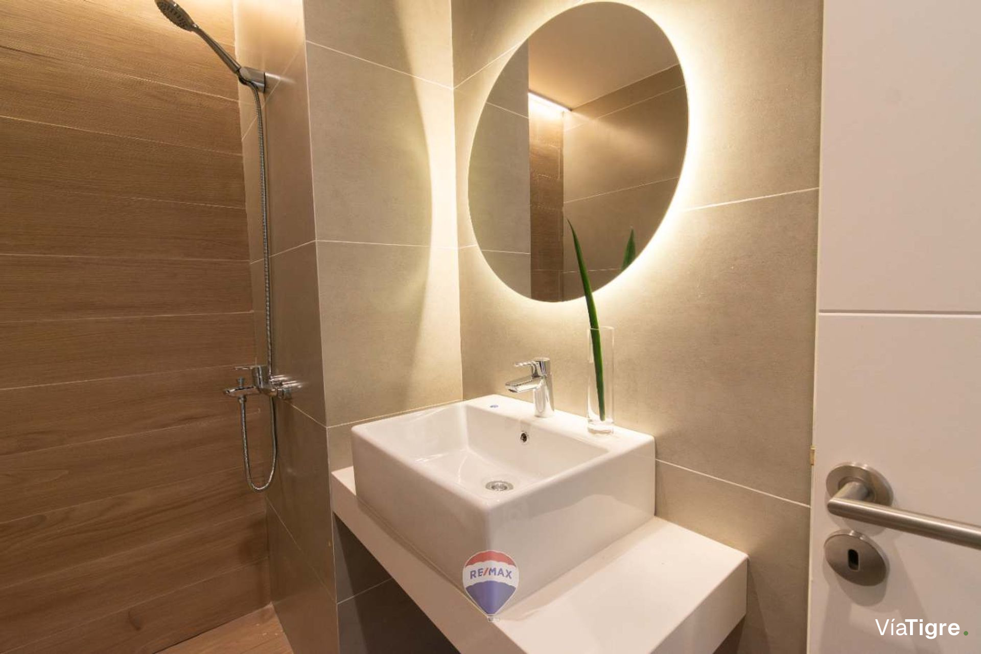 Vende Dos amb. Brickell Remeros balcón pileta sum