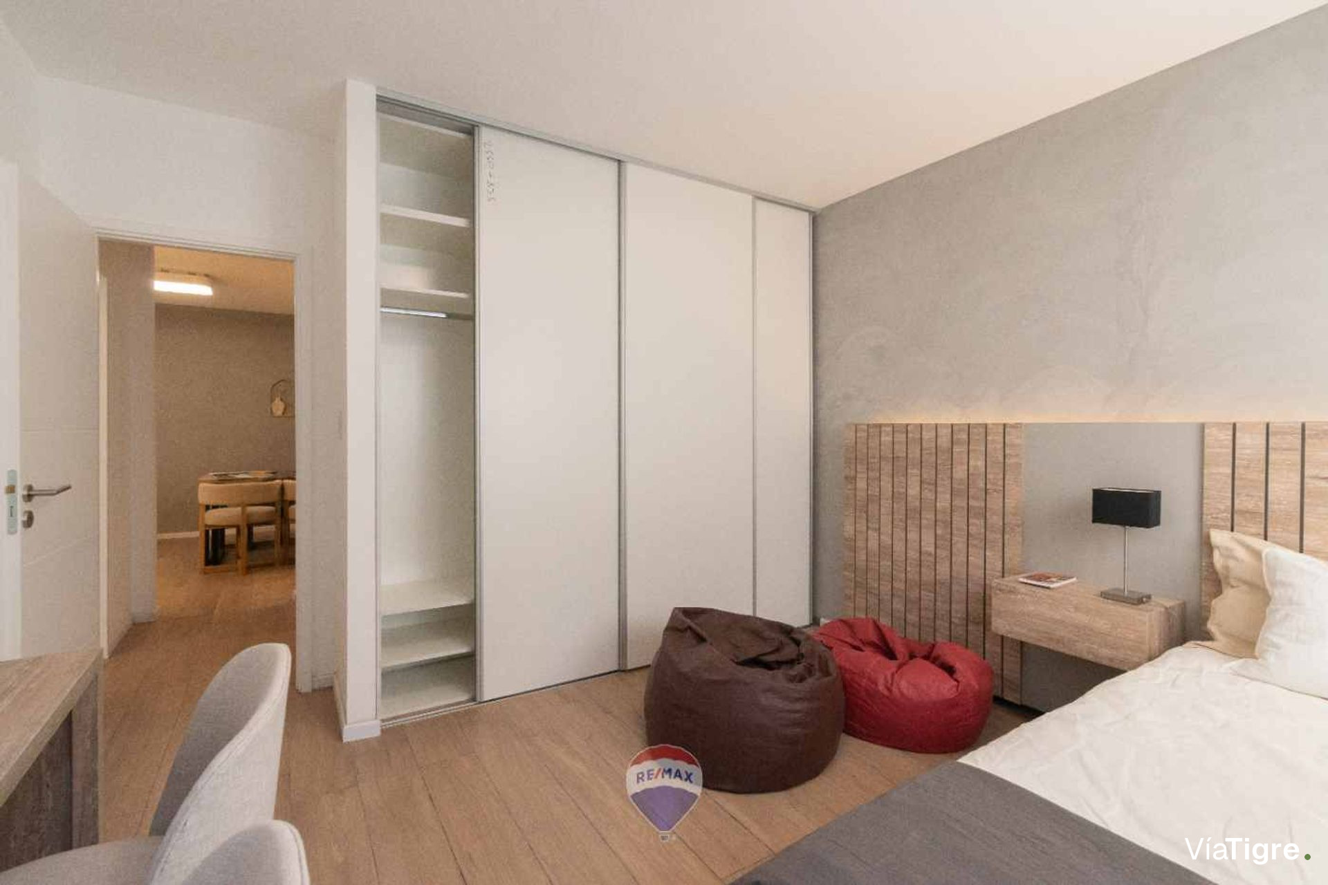 Vende Dos amb. Brickell Remeros balcón pileta sum