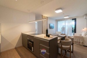 Selling 3-room Brickell Remeros with balcony and pool