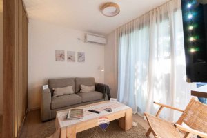 Sale: 2-room Brickell Remeros, balcony, pool, sum