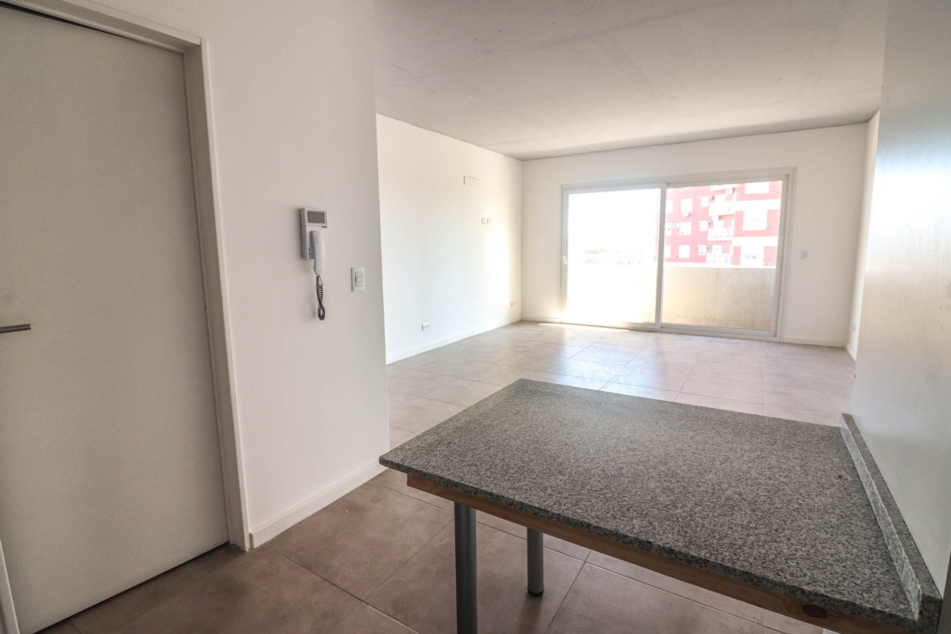 Venta Dpto monoambiente Tigre centro con Cochera