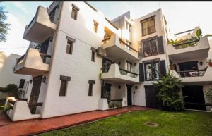 Venta Depto 2 Amb C/ Cochera Cubierta - San Isidro