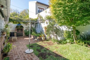 House/Apartment for Sale with Credit, Patio, Olivos